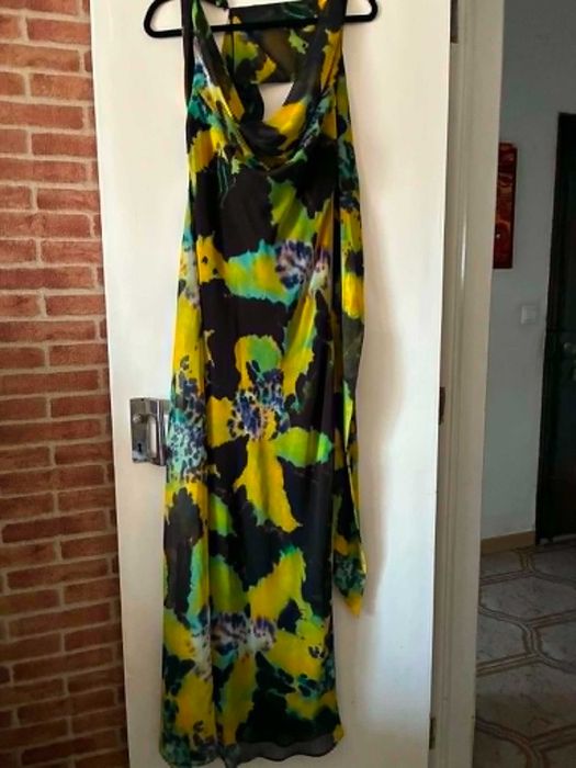 Vestido Zara sem Costas