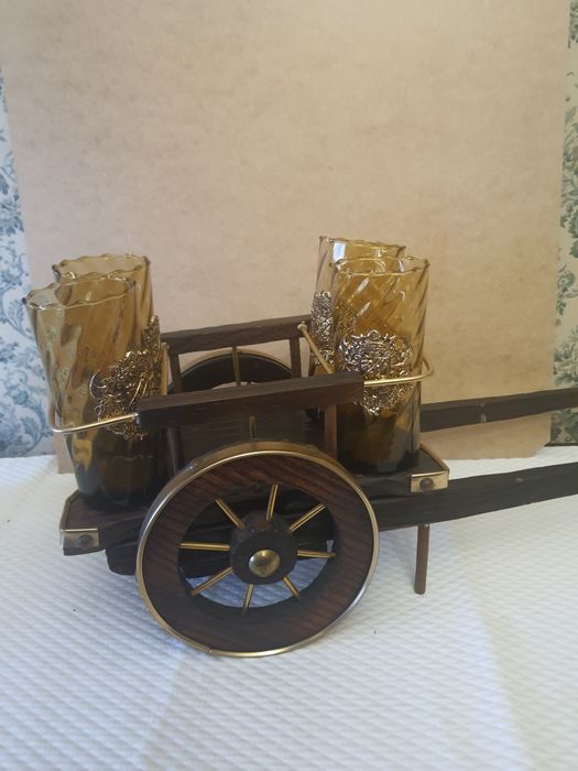 Carrinho suporte de copos para decoração de barantigos
