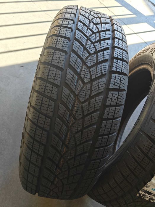 2шт Зимові шини Goodyear Ultra Grip Ice SUV 225/60 R18 104H XL нові !