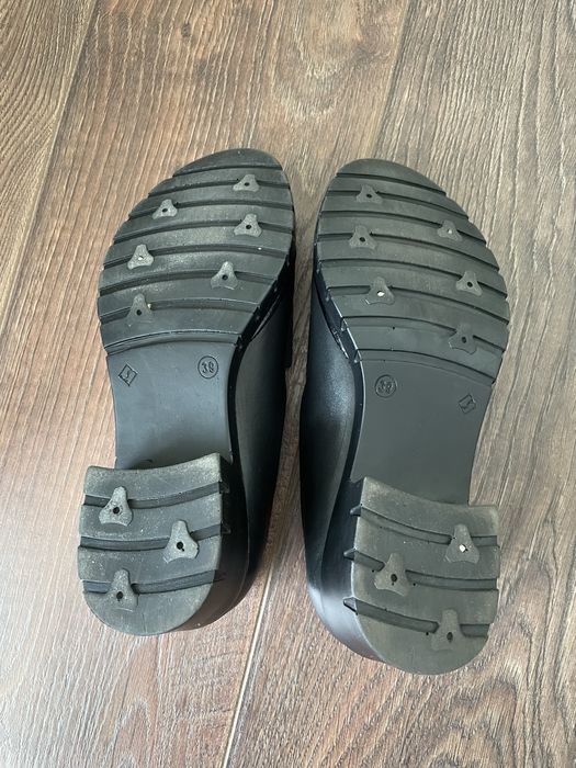 Чорні туфлі натуральна шкіра