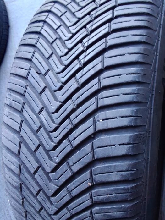 Cena za 2 Opony wielosezonowe 215/55r17 CONTINENTAL 2020r 6.5mm