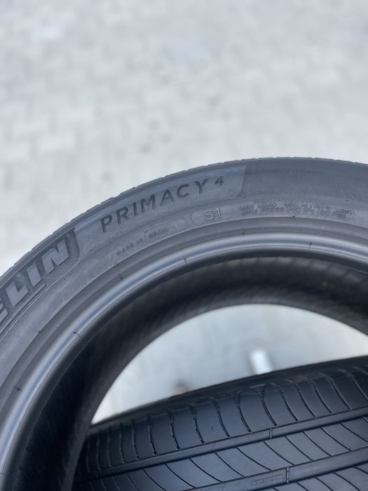 Колеса/резина/гума 225/55R18 Michelin