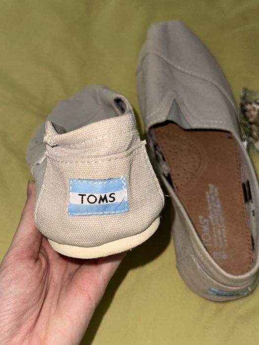 Еспадрильи мокасины кроссовки кеды TOMS обувь мужская 44 45 размер