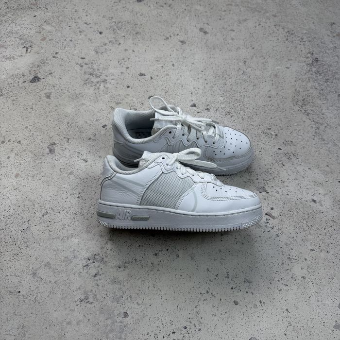 Оригінальні кросівки Nike Air Force 1 React White CT5117-101