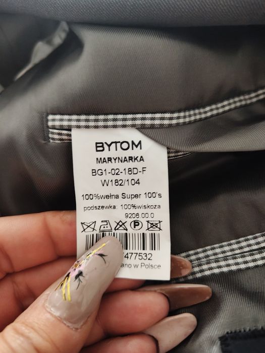 Męski Garnitur firmy Bytom