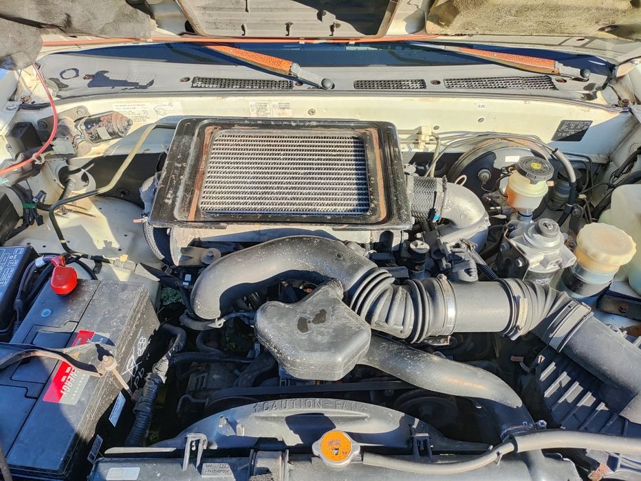 Isuzu  2.5 TD  com direção assistida