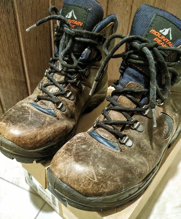 Фонарик налобний+ водозахистні ботинки р41