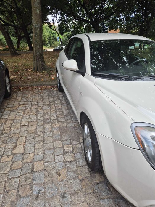 Alfa Romeo MiTo — fotografia 3