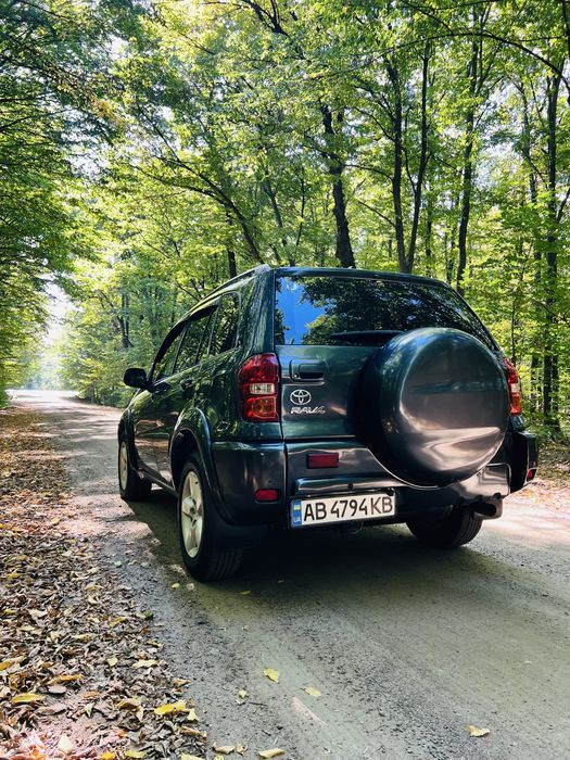 Продам Toyota RAV4