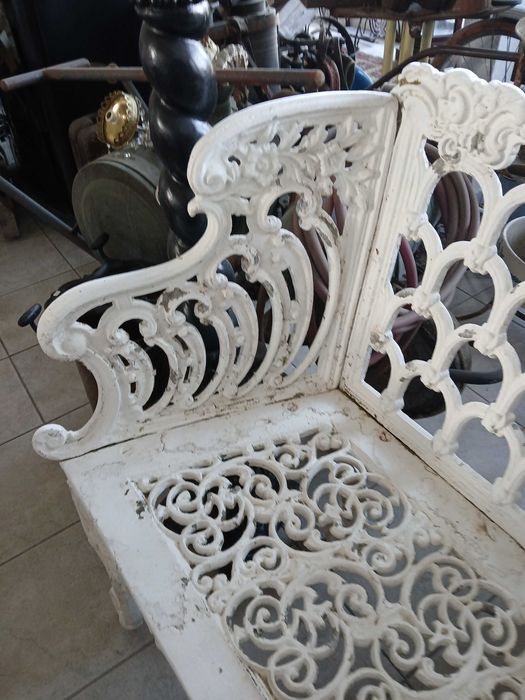 Banco de jardim em aluminio fundido