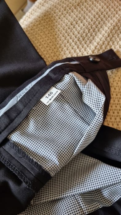 Spodnie garniturowe chłopięce Jankes 146