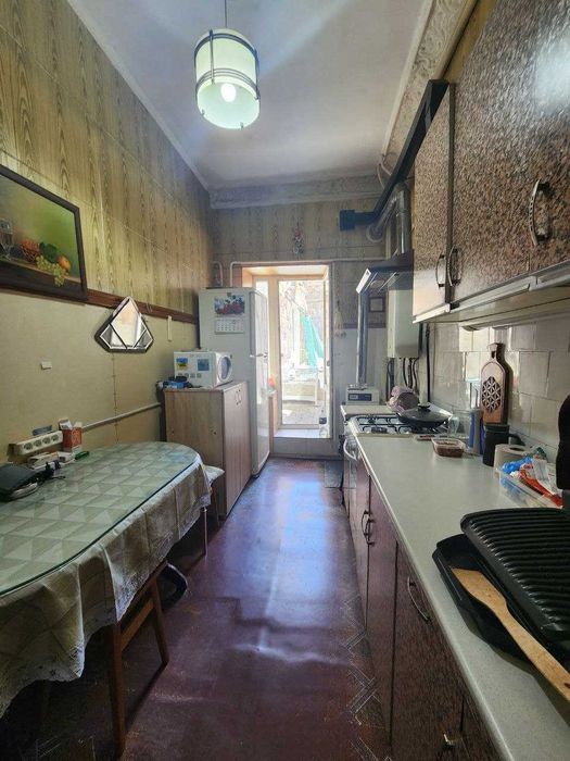 Продам дві квартири в центрі Одеси - пл. Соборна!