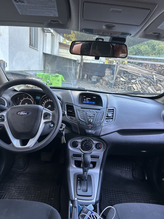 Ford fiesta 2019 рік 1.6 газ/бенз