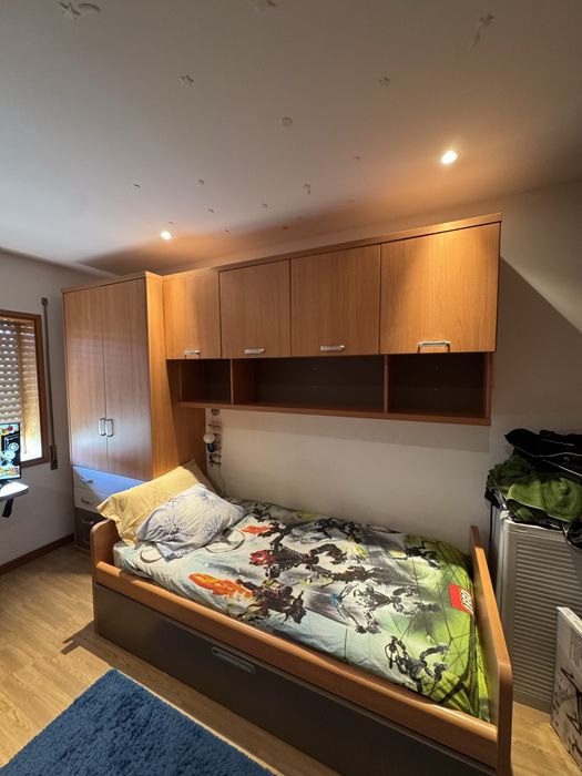 Cama de Solteiro em Pinho Maciço com Cama Extraível + 2 Colchões
