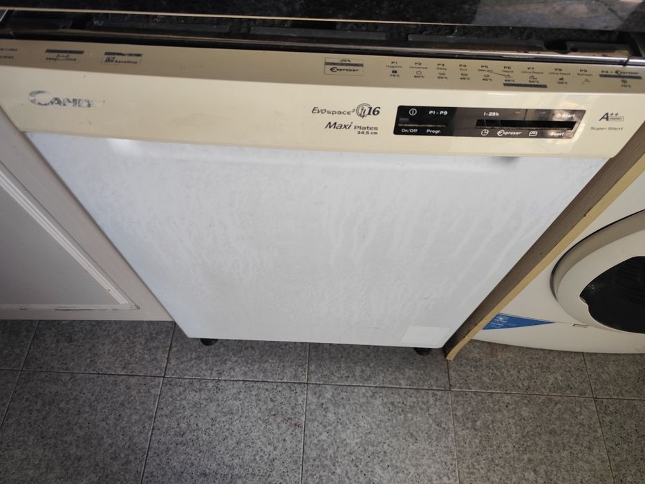 Vendo para peças máquina da loiça Candy Evospace Maxi plates