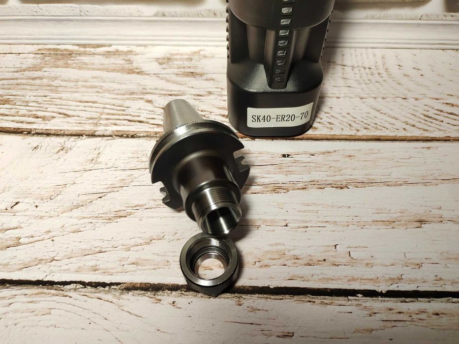 Патрон цанговий фрезерний nt40 7:24 iso40 bt40 sk40 er16 er25 er32