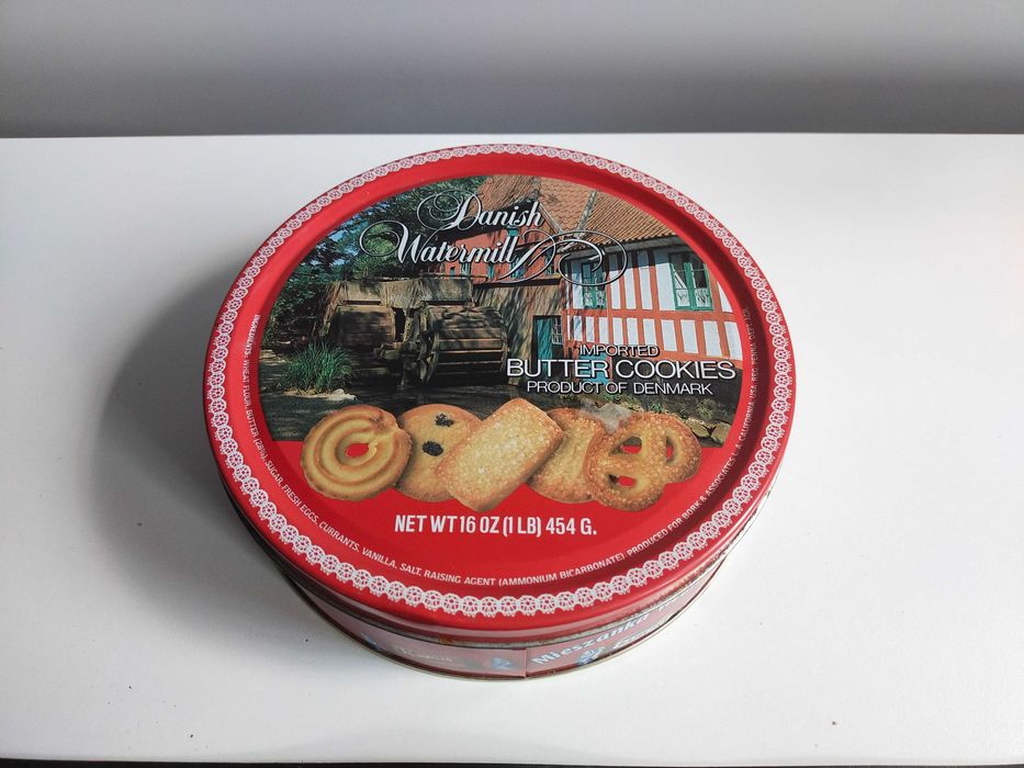 Metalowa puszka na ciastka słodycze