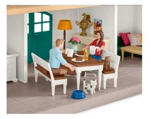 Загородный дом с конюшней Schleich (Шляйх) 42551