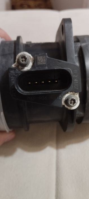 Росходомір повітря vag 06j 906 461 фірми hitachi