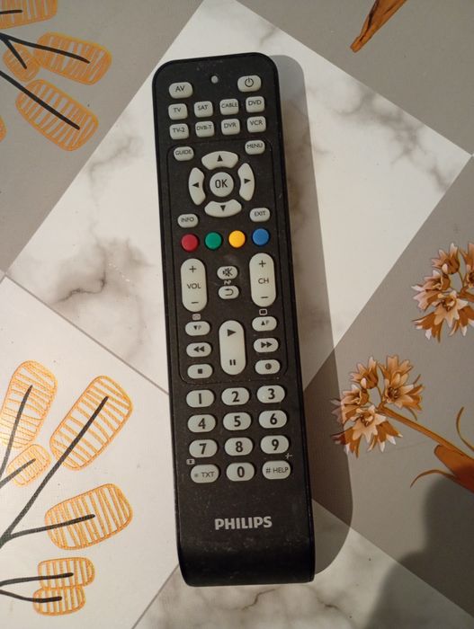 Pilot uniwersalny Philips srp2008