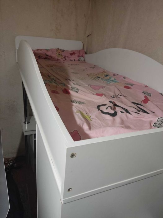 Дитяче ліжко - шафа