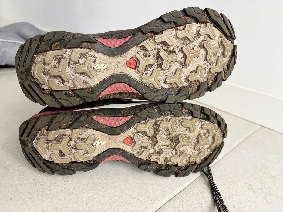 Botas para trilho