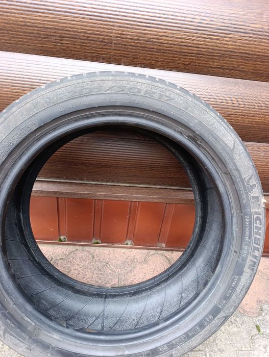 Продам резину 205/50 R17