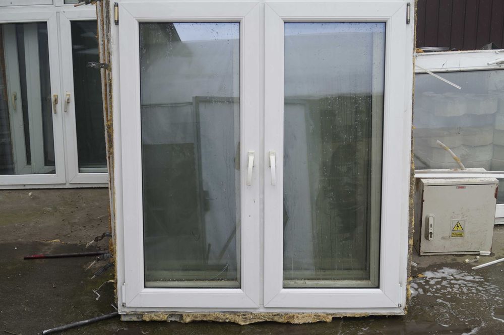 Okno plastikowe PCV 207x130