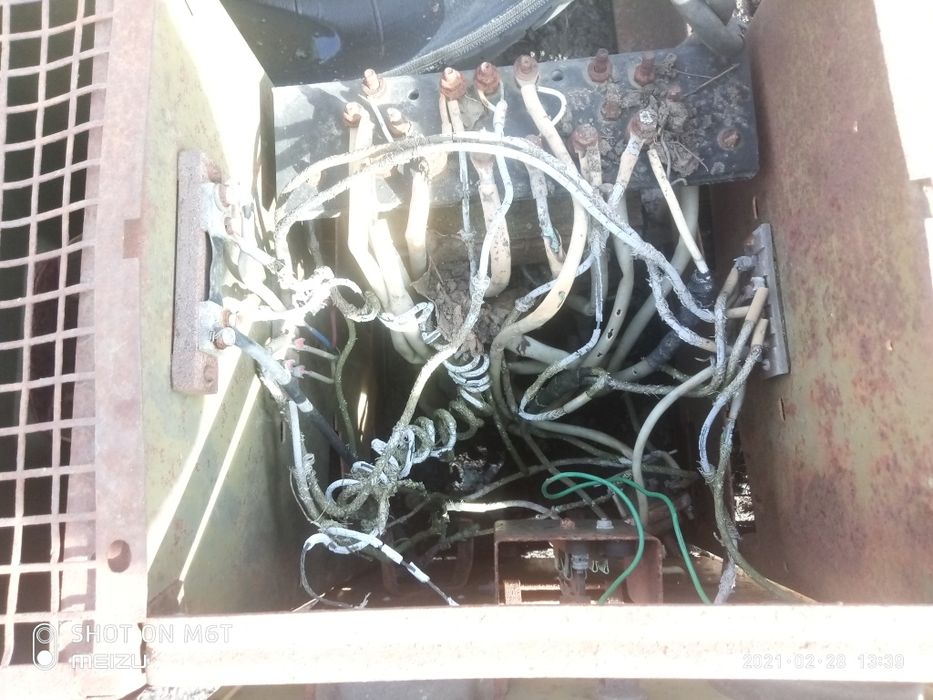 Продам выпрямитель12 ,24 ,36 вольт.