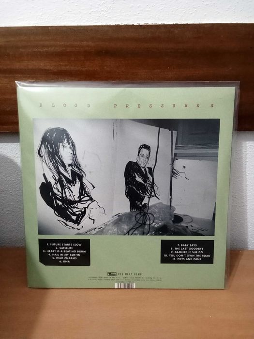 Vinyl – BECK + The KILLS