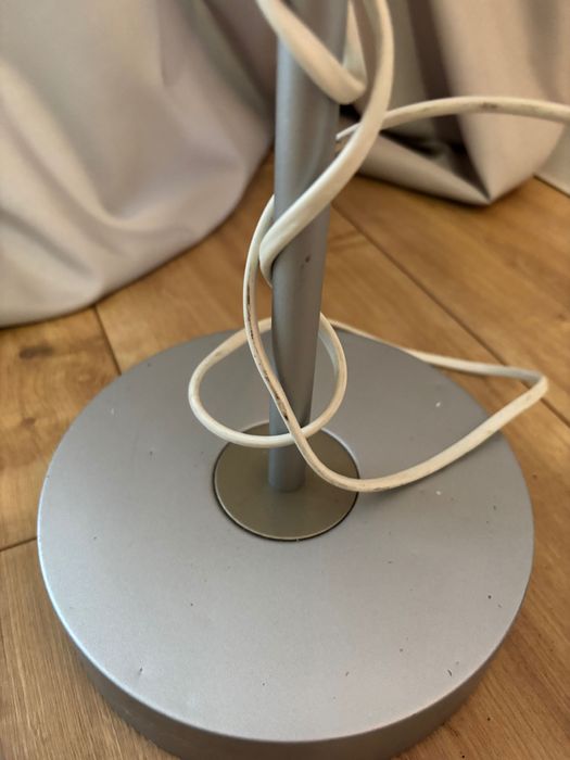 Lampa podłogowa szara