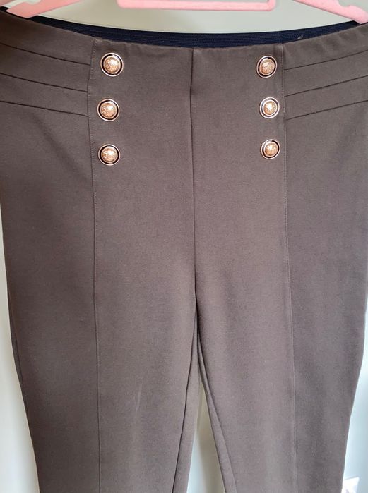 Legginsowe spodnie Zara – ciemna zieleń