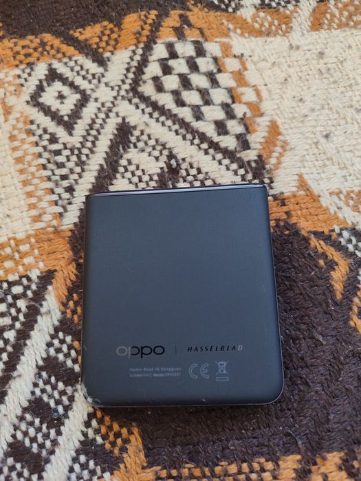 Uszkodzony oppo find N2 Flip