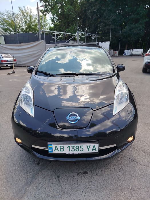 Продам авто Nissan Leaf