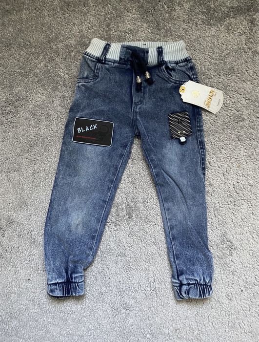 Детские джинсы