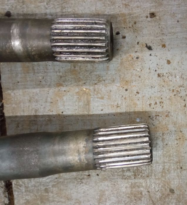 Піввісь полуось Ваз 2121 Нива