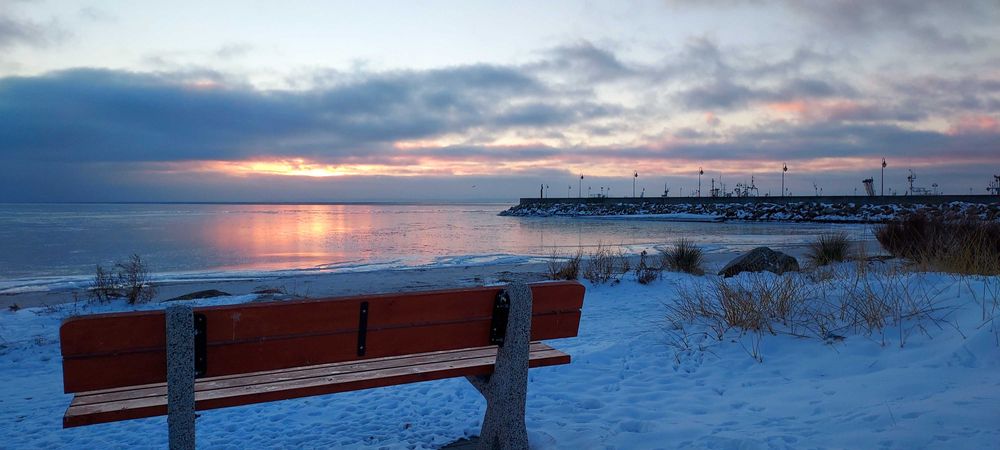 Wczasy nad Morzem. Domek holenderski w malowniczej Kuźnicy.