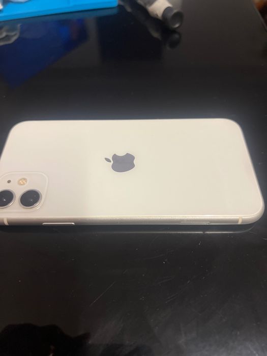 iPhone 11 128gb branco