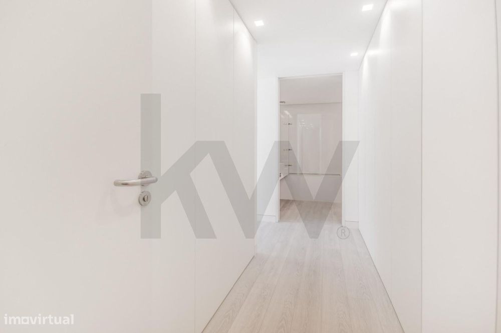 T1 Duplex para Arrendamento em Lisboa | Terraço, Jardim e Estacionamen
