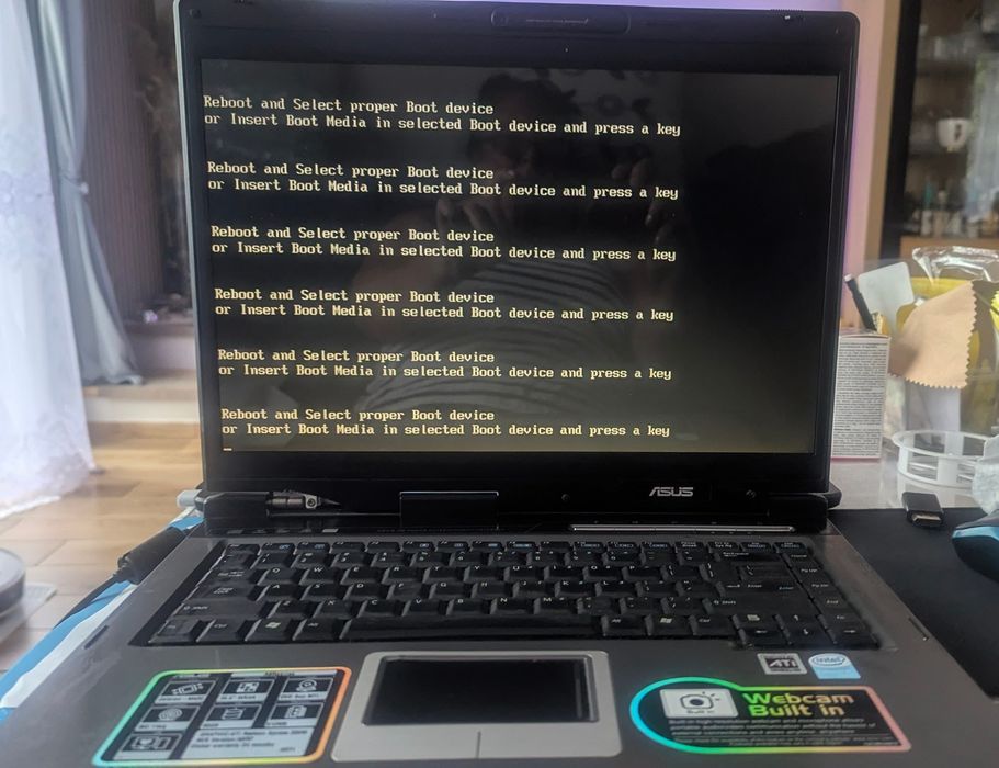 Laptop ASUS A6R na części
