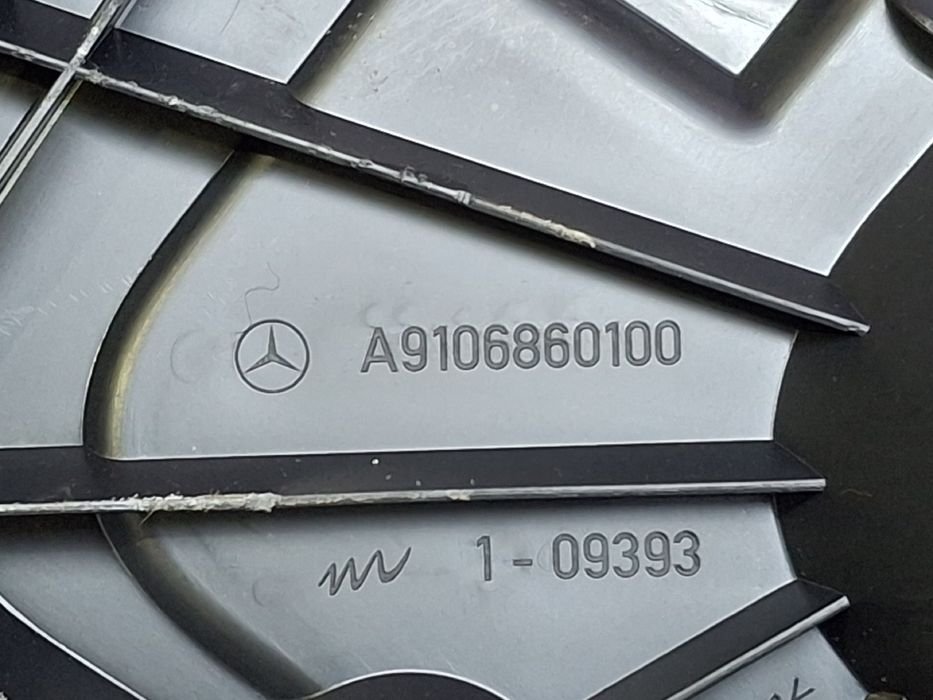 Estribo / degrau MERCEDES-BENZ Sprinter 3,5-t (907, 910)