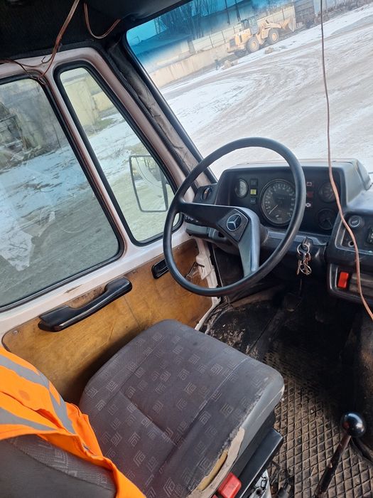 Продам мерседес т1 208D