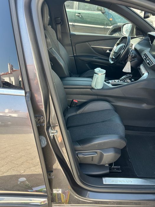 3008 GTLINE 130cv turbo 2019