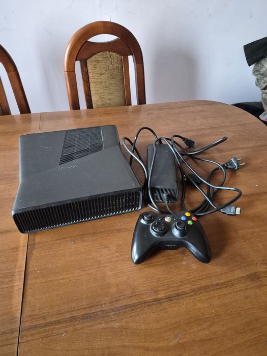 Sprzedam Xbox360 Model 1439
