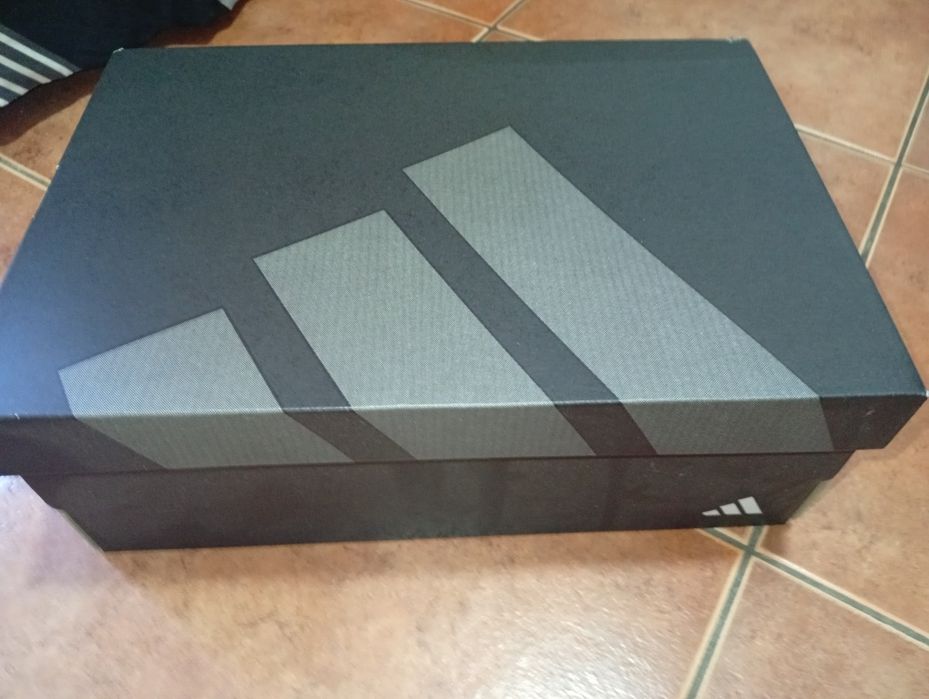 Adidas F50 chuteiras do futebol
