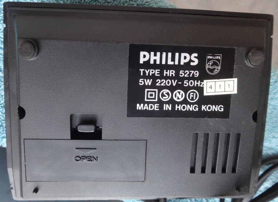 Despertador Digital Philips HR5279 Vintage