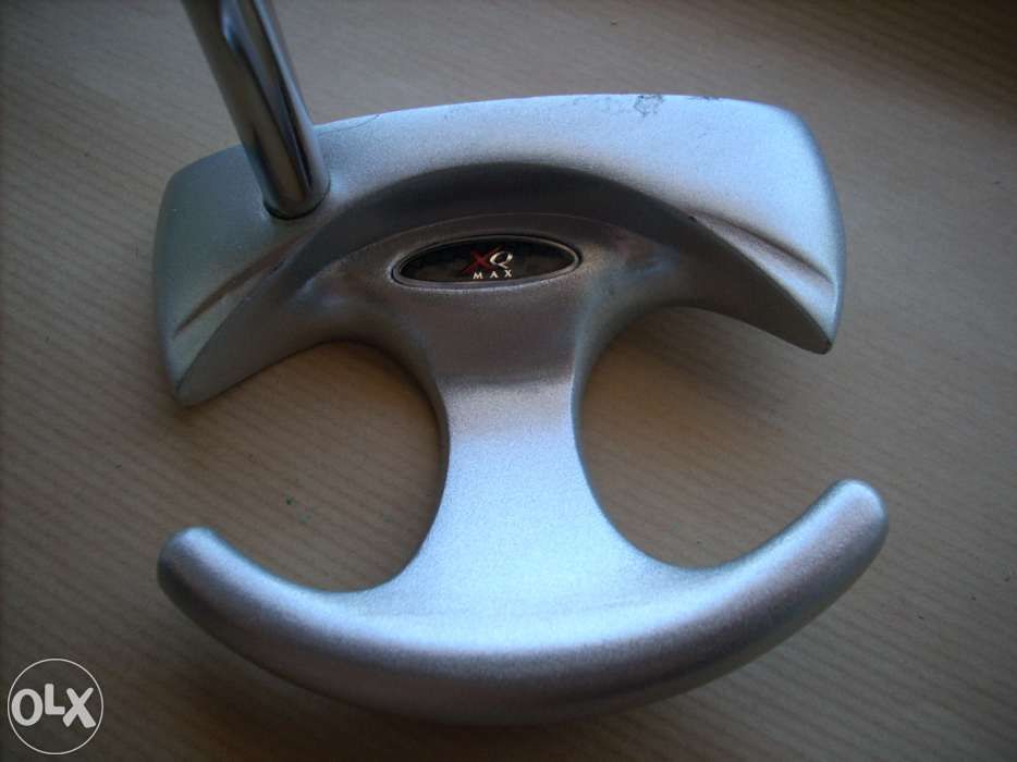 Putter de golfe. novo a estrear