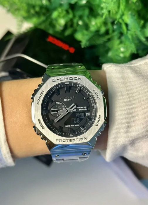 Часы Casio G-Shock B2100 из металла