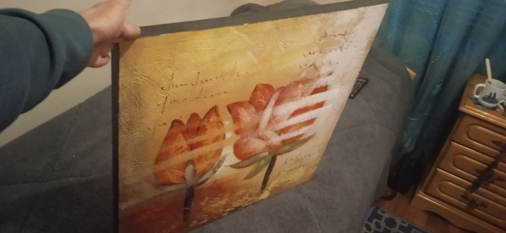 Pintura de rosas em moldura nova, com 1 metro por 1 metro, em bom esta