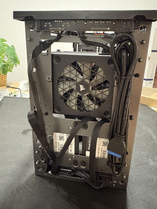 Caixa Mini ITX/mATX IM-01 Pocket - 2 meses de uso